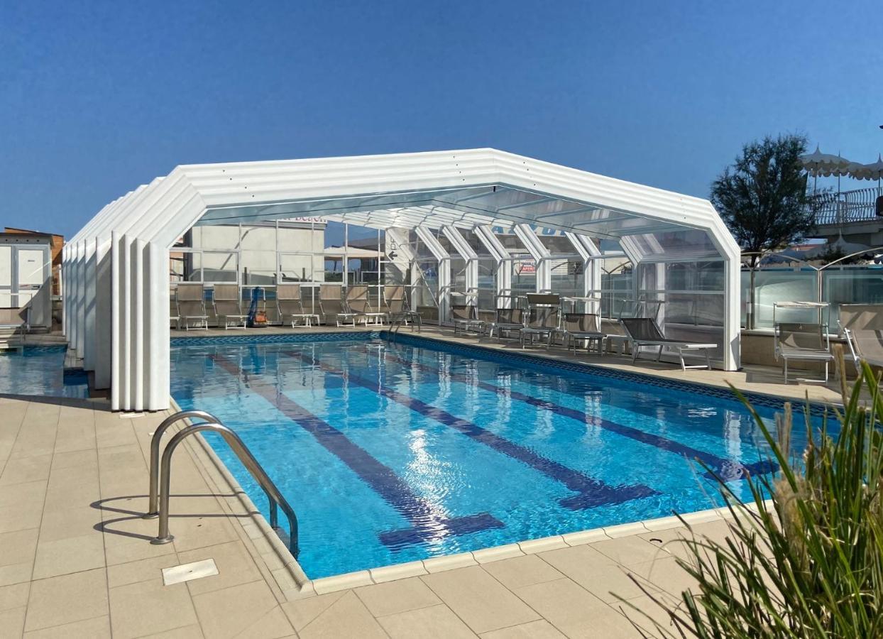 Hotel Solemare Milano Marittima Exterior photo