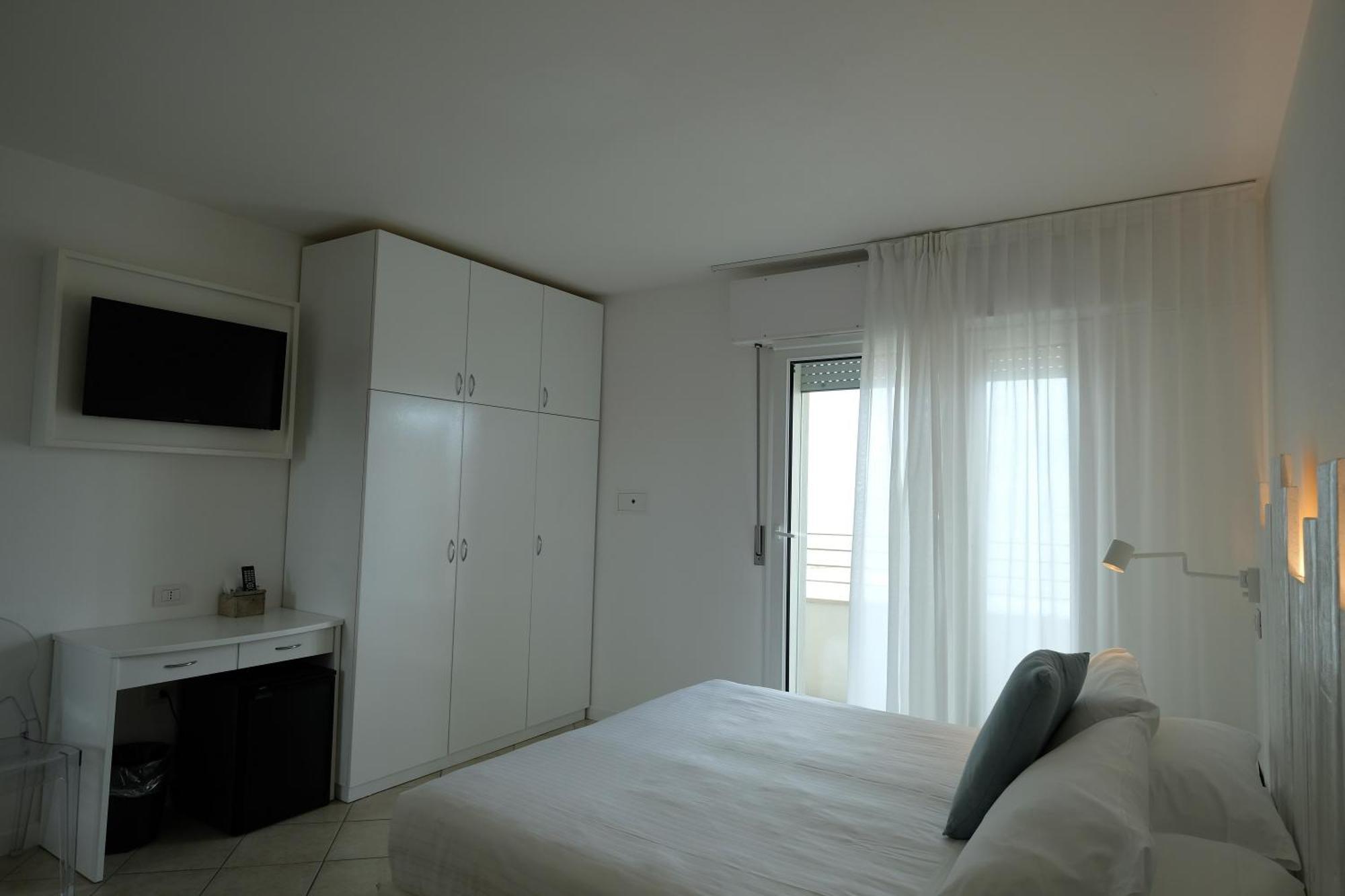 Hotel Solemare Milano Marittima Exterior photo