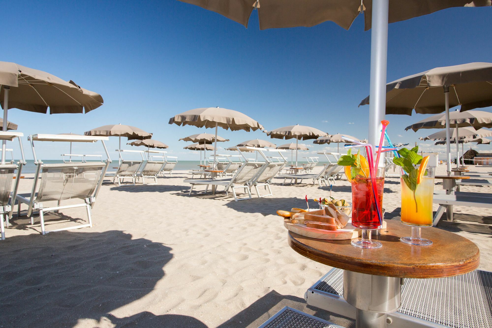 Hotel Solemare Milano Marittima Exterior photo